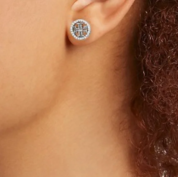 Tory Burch circle crystal stud earrings silver new - Picture 2 of 9